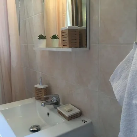 Vanilla's Deluxe Perea Salonica * Peraía