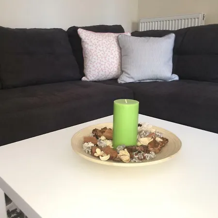 Vanilla's Deluxe Perea Salonica *