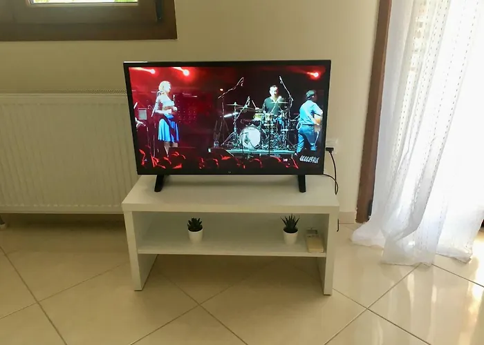 Vanilla's Deluxe Perea Salonica